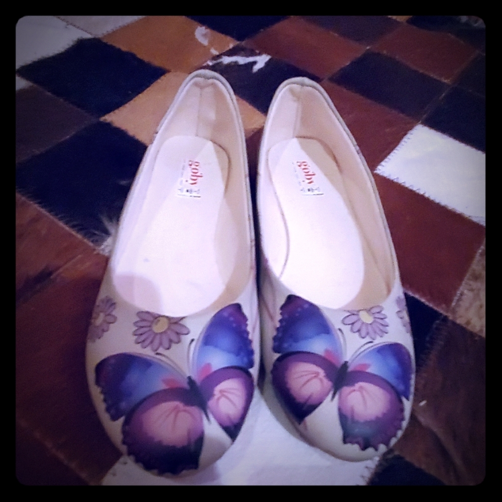 New Size 7 Goby butterfly flats (from Turkey) $40